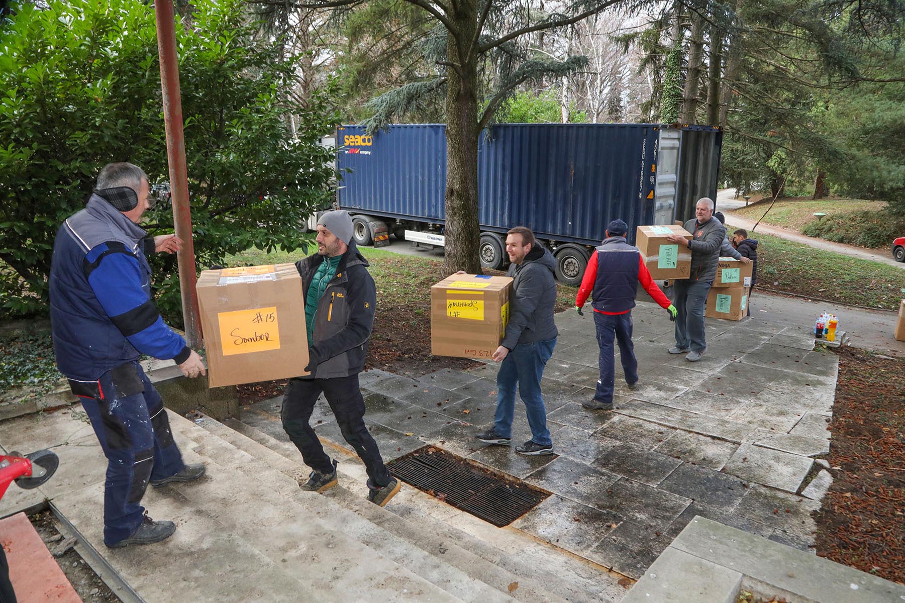 CHRISTMAS PRESENTS FOR CHILDREN IN SERBIA AND THE REPUBLIC OF SRPSKA