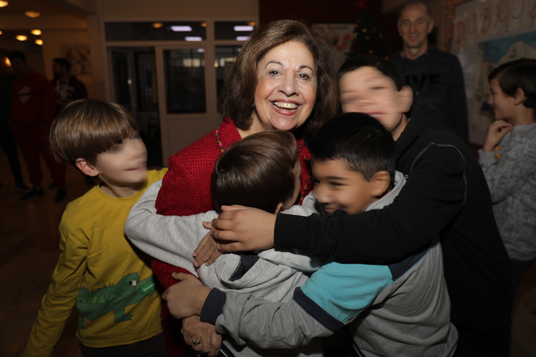 HRH PRINCESS KATHERINE CONTINUES TO DELIVER CHRISTMAS GIFTS