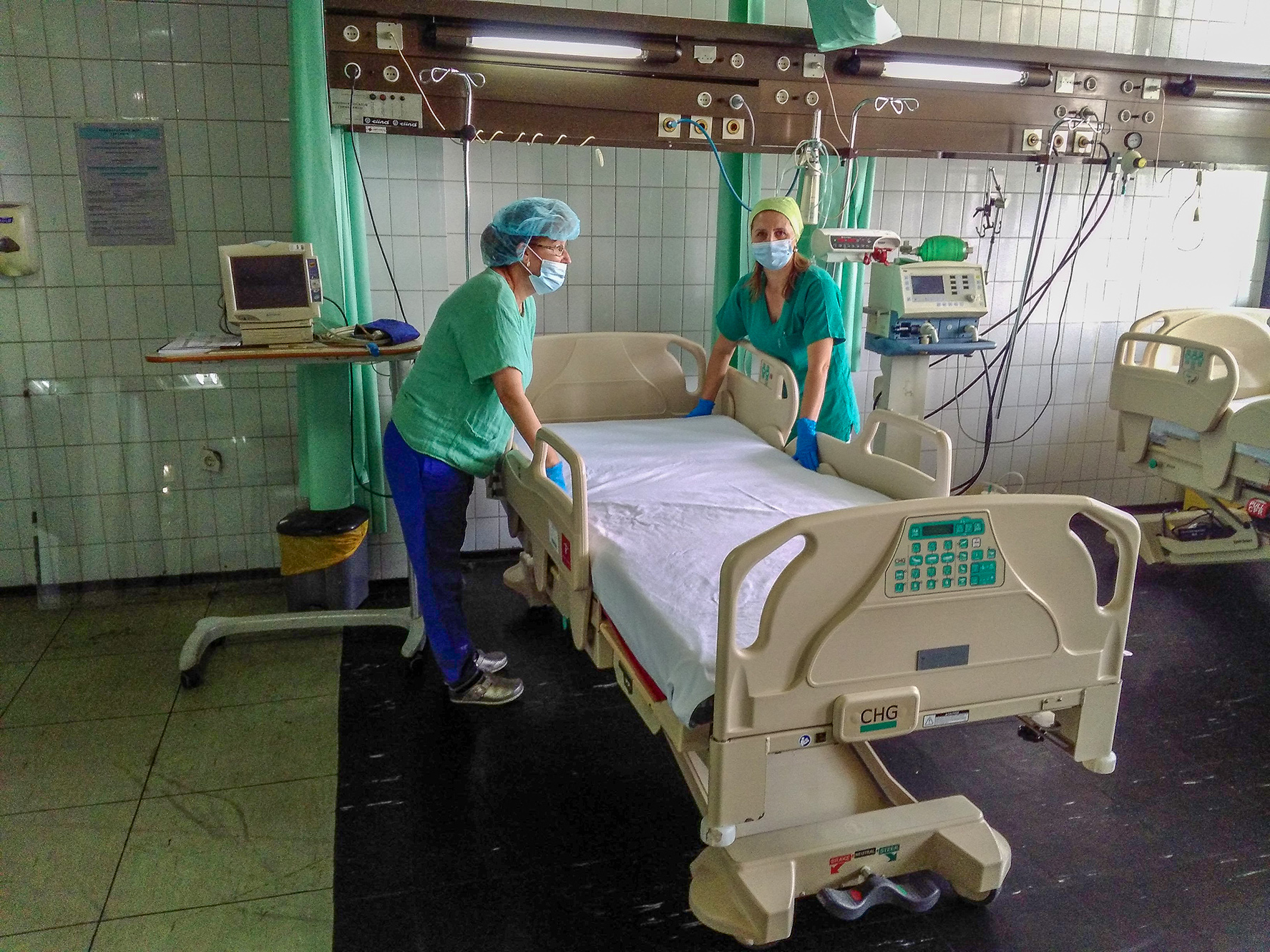 PRINCESS KATHERINE FOUNDATION DONATES ELECTRIC BEDS AND MATTRESSES VALUE OVER 28,500 EUROS FOR VALJEVO HOSPITAL